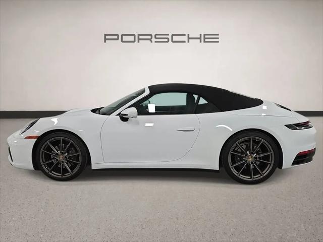 2022 Porsche 911 Carrera Cabriolet