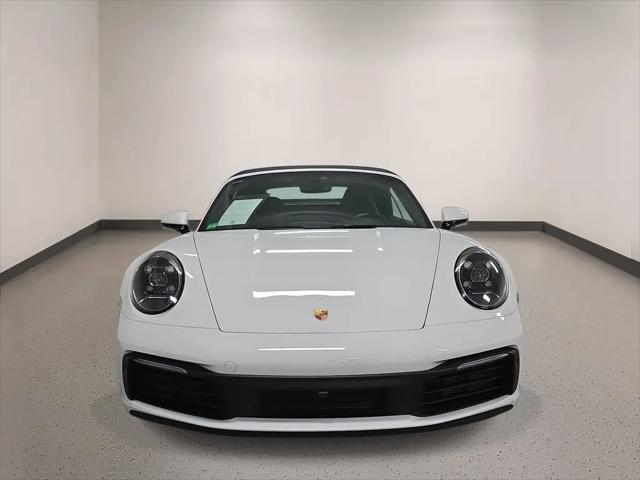 2022 Porsche 911 Carrera Cabriolet