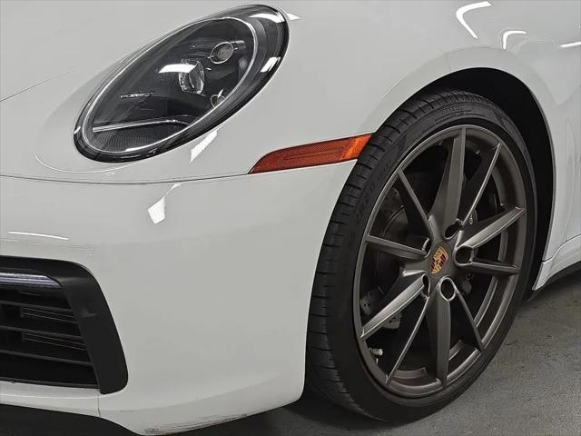 2022 Porsche 911 Carrera Cabriolet