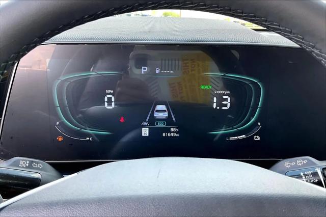 2023 Kia Niro EX