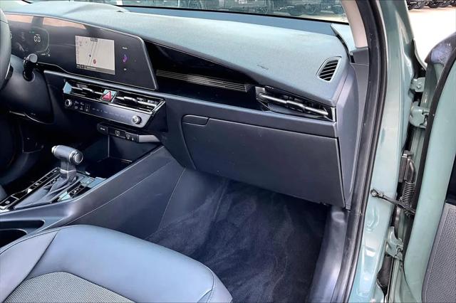 2023 Kia Niro EX