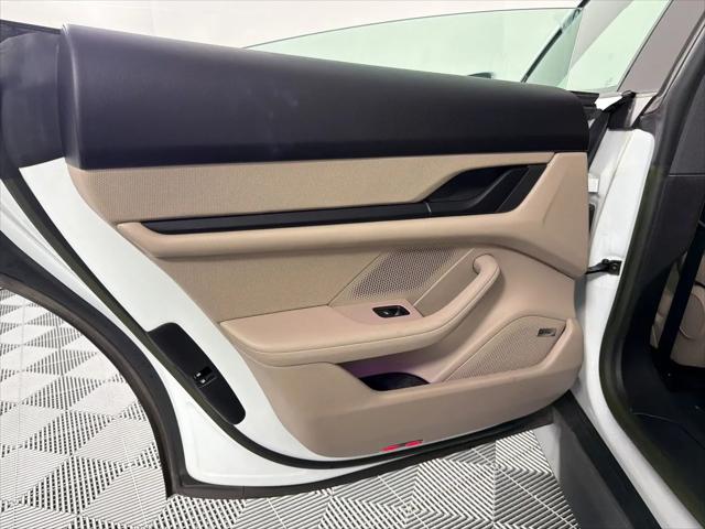 2024 Porsche Taycan Taycan