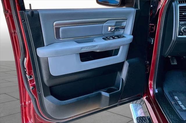 2018 Ram 1500 Lone Star Silver Crew Cab 4x2 5'7" Box