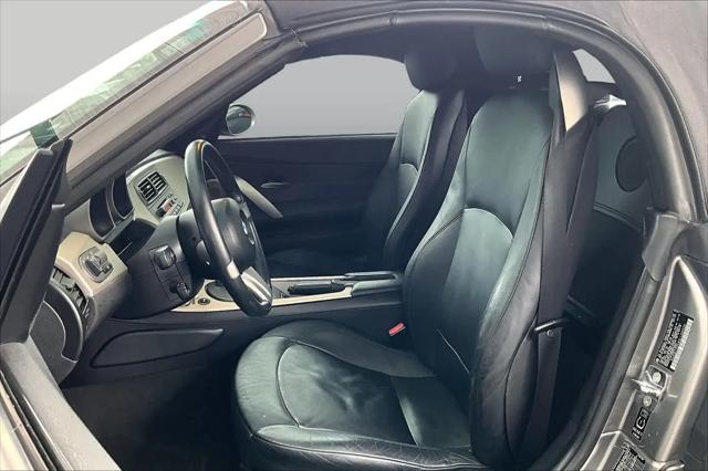 2003 BMW Z4 3.0i