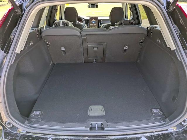 2026 Volvo XC60 B5 Core
