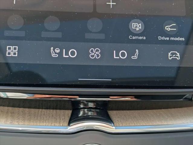 2026 Volvo XC60 B5 Core