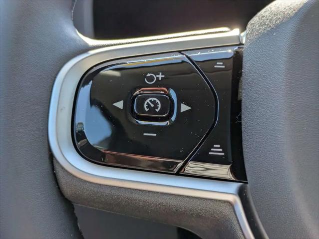 2026 Volvo XC60 B5 Core