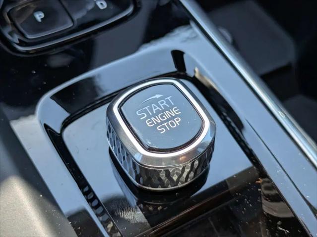 2026 Volvo XC60 B5 Core