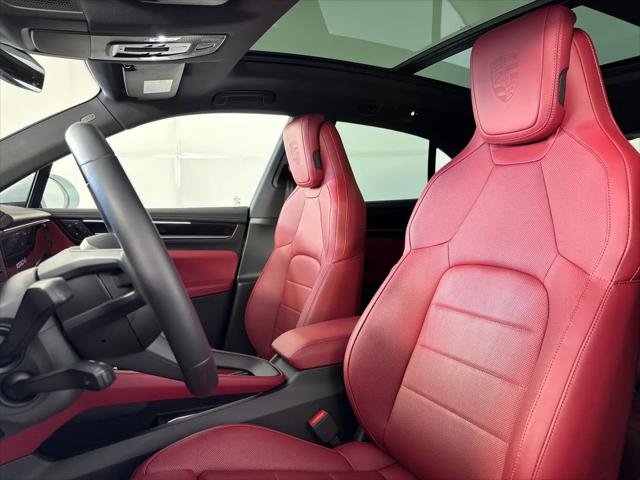 2025 Porsche Macan Electric 4