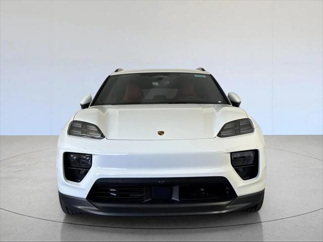 2025 Porsche Macan Electric 4