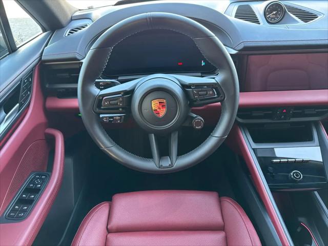 2025 Porsche Macan Electric 4