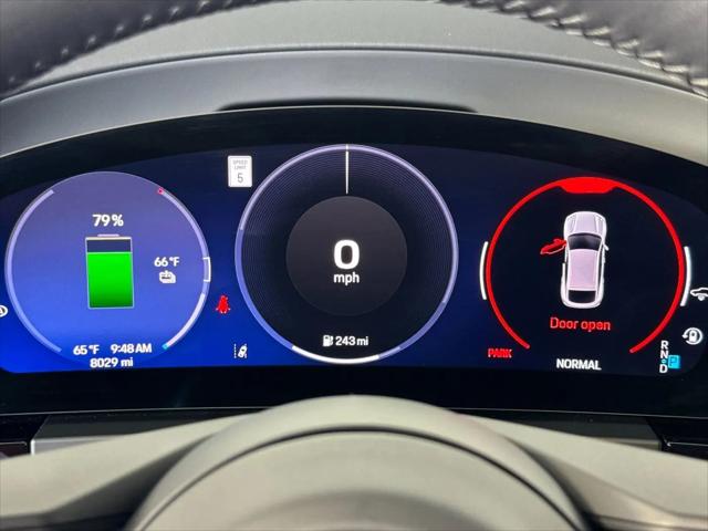 2025 Porsche Macan Electric 4