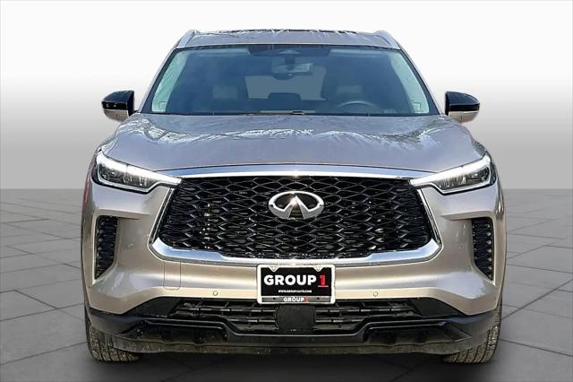 2024 INFINITI QX60 LUXE
