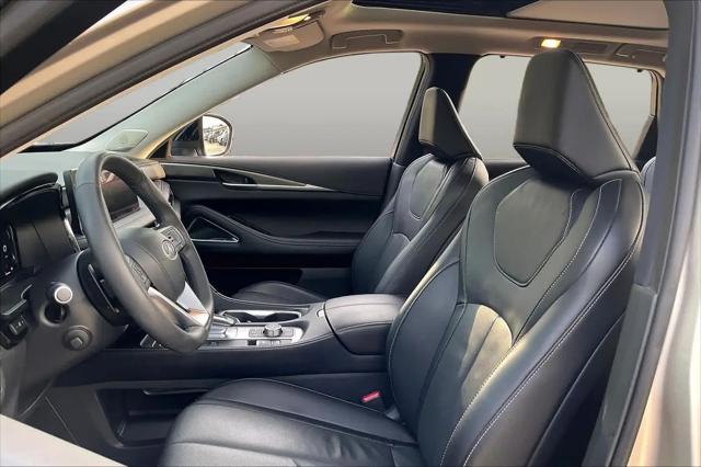 2024 INFINITI QX60 LUXE