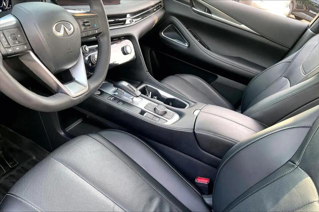 2024 INFINITI QX60 LUXE