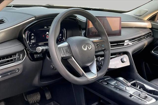 2024 INFINITI QX60 LUXE