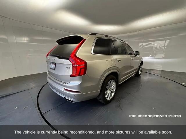 2016 Volvo XC90 T6 Momentum