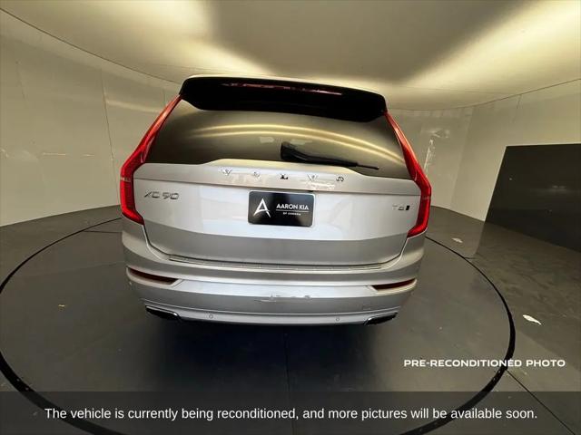 2016 Volvo XC90 T6 Momentum
