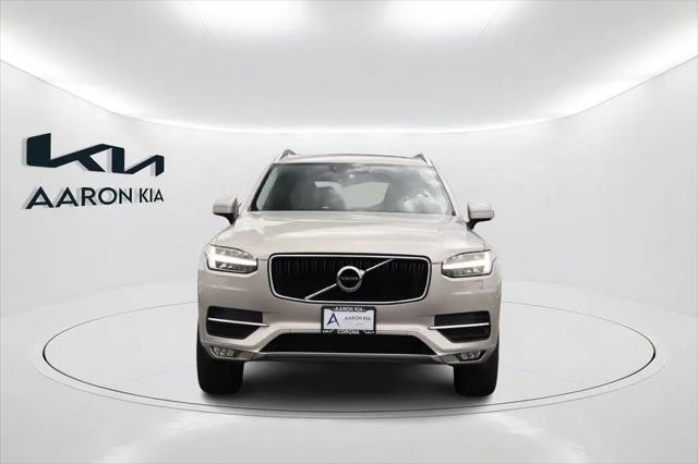 2016 Volvo XC90 T6 Momentum