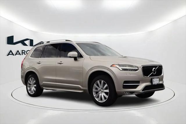 2016 Volvo XC90 T6 Momentum