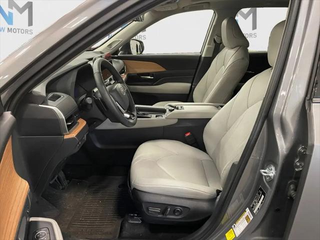 2025 Toyota Grand Highlander Platinum