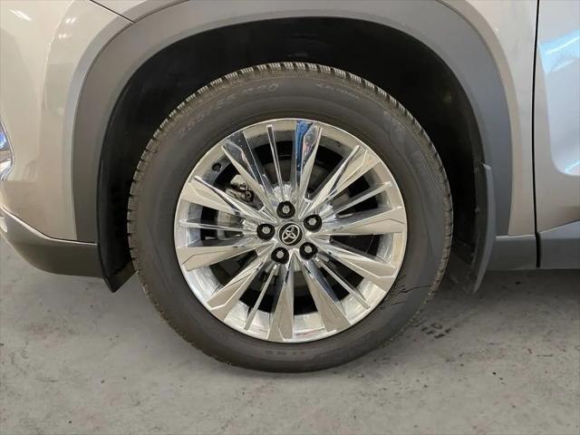 2025 Toyota Grand Highlander Platinum