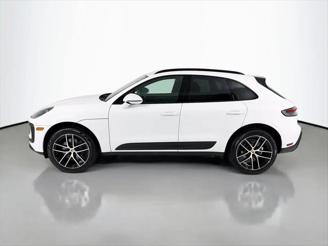 2023 Porsche Macan T