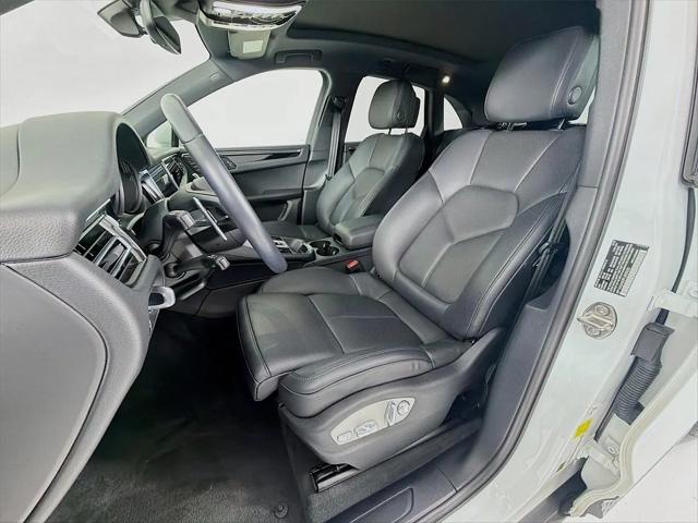 2023 Porsche Macan T