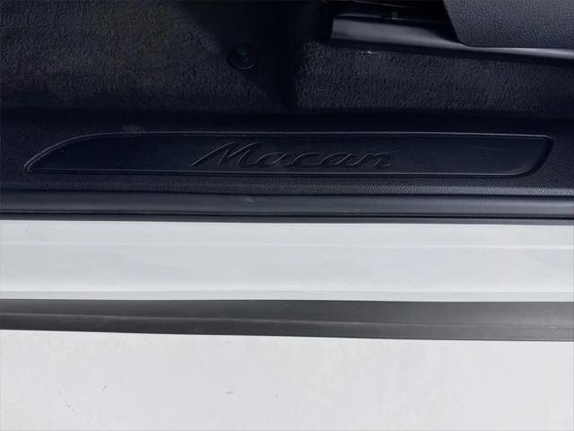 2023 Porsche Macan T