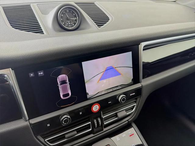2023 Porsche Macan T