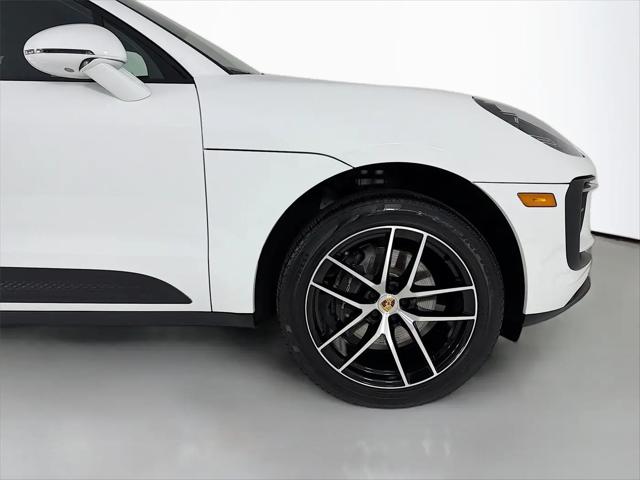 2023 Porsche Macan T