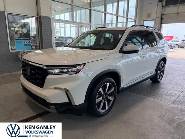2023 Honda Pilot AWD Touring for sale in Willoughby Hills, OH