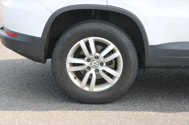 2016 Volkswagen Tiguan S