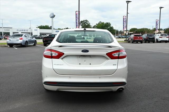 2016 Ford Fusion SE