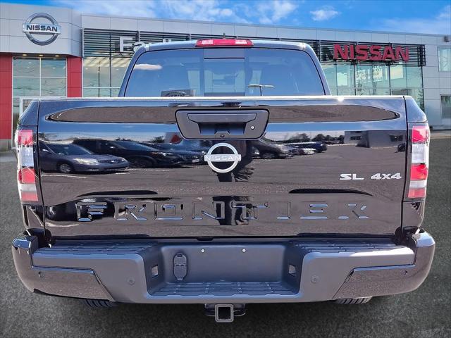 2024 Nissan Frontier Crew Cab SL 4x4