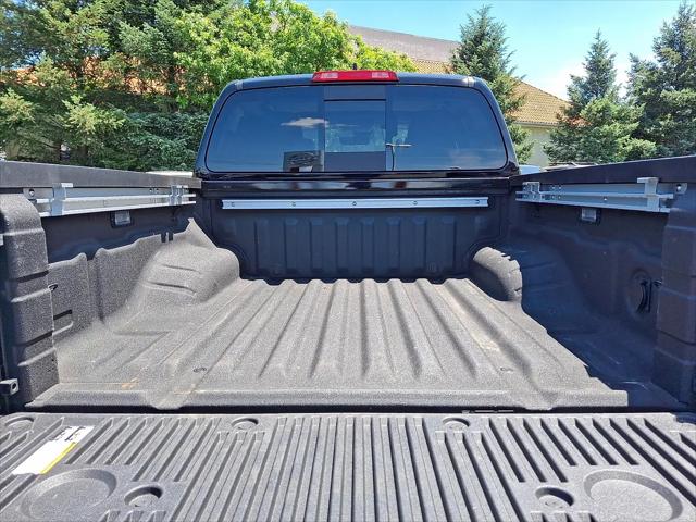 2024 Nissan Frontier Crew Cab SL 4x4