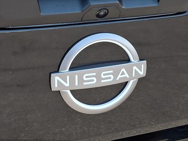 2024 Nissan Frontier Crew Cab SL 4x4