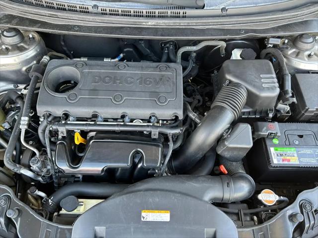 2010 Kia Forte Koup SX