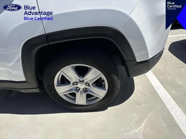 2022 Jeep Compass Latitude FWD