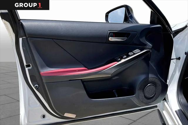 2025 Lexus IS 350 F SPORT Design