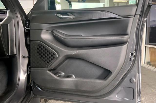 2025 Jeep Grand Cherokee Altitude X 4x4