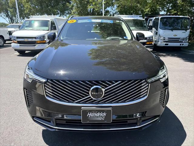 2025 Volvo XC90 B6 Ultra