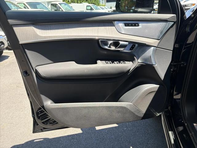 2025 Volvo XC90 B6 Ultra