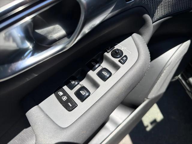 2025 Volvo XC90 B6 Ultra