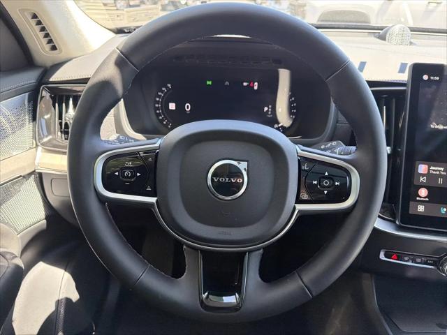 2025 Volvo XC90 B6 Ultra