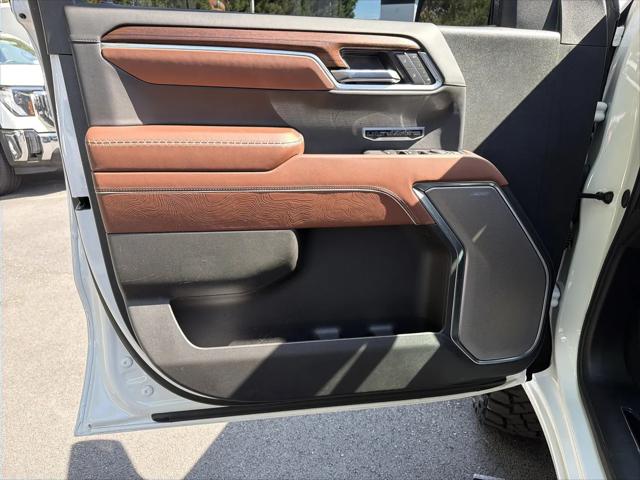 2025 GMC Sierra 1500 4WD Crew Cab Short Box Denali Ultimate