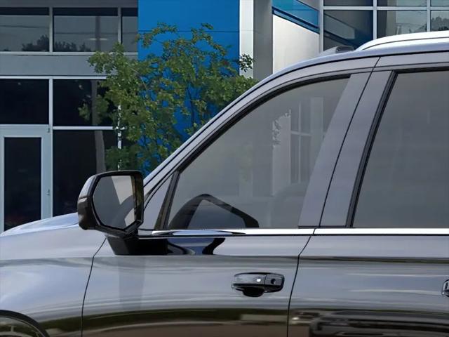 2026 Chevrolet Suburban LT, 4WD