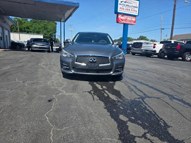 2015 INFINITI Q50 Premium