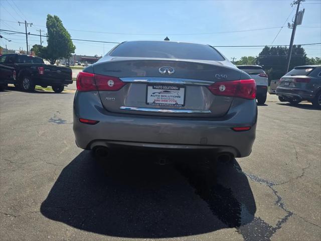 2015 INFINITI Q50 Premium