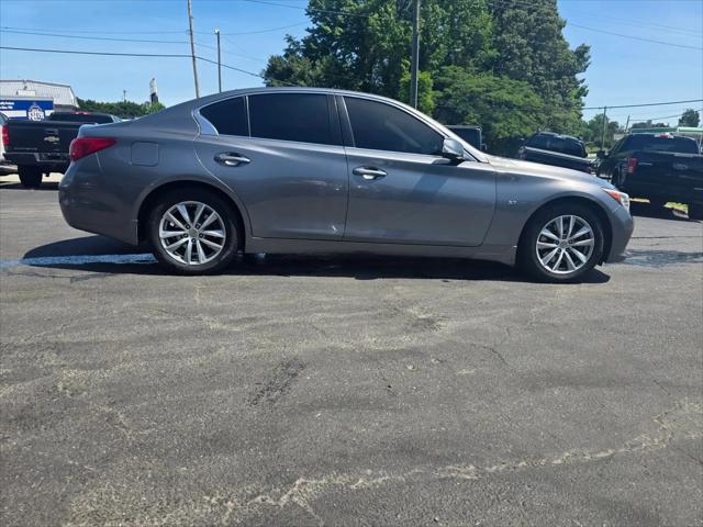 2015 INFINITI Q50 Premium